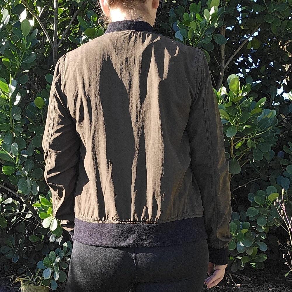 Zara Basic Olive Bomber Jacket Xs Lightweight Zip… - image 3
